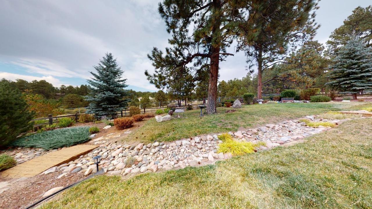 120 Winding Meadow By Vacation Rentals For You Monument Exterior photo