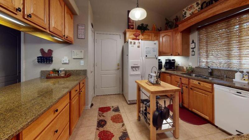 120 Winding Meadow By Vacation Rentals For You Monument Exterior photo